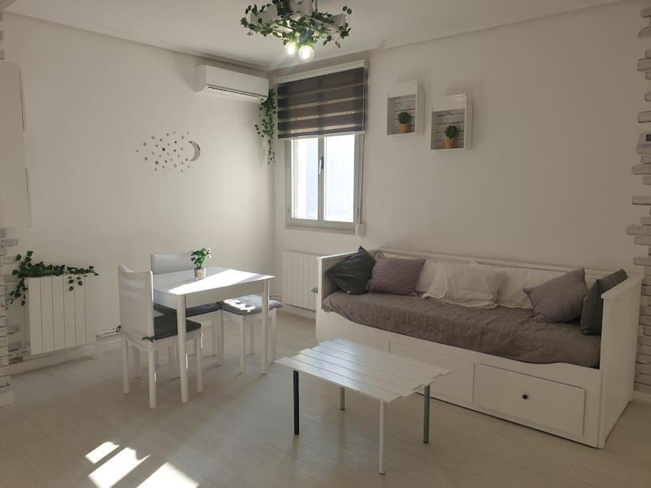 Apartamento Eguzkilore. Logroño Eksteriør bilde